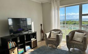 Bella Casa 179 - Atlantic Ocean & Robben Island View - Big Bay Beach Club Apartment